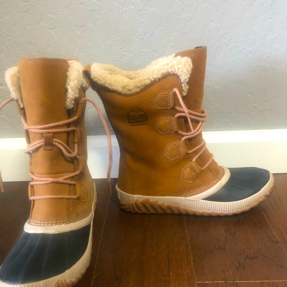 Sorel Womens Winter boots. Waterproof